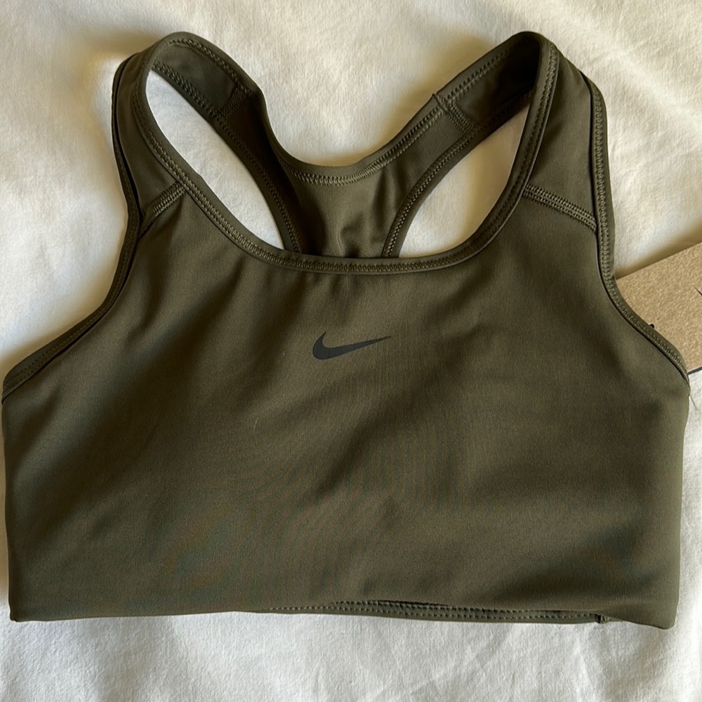 Nike Swoosh Women’s Sports Bra